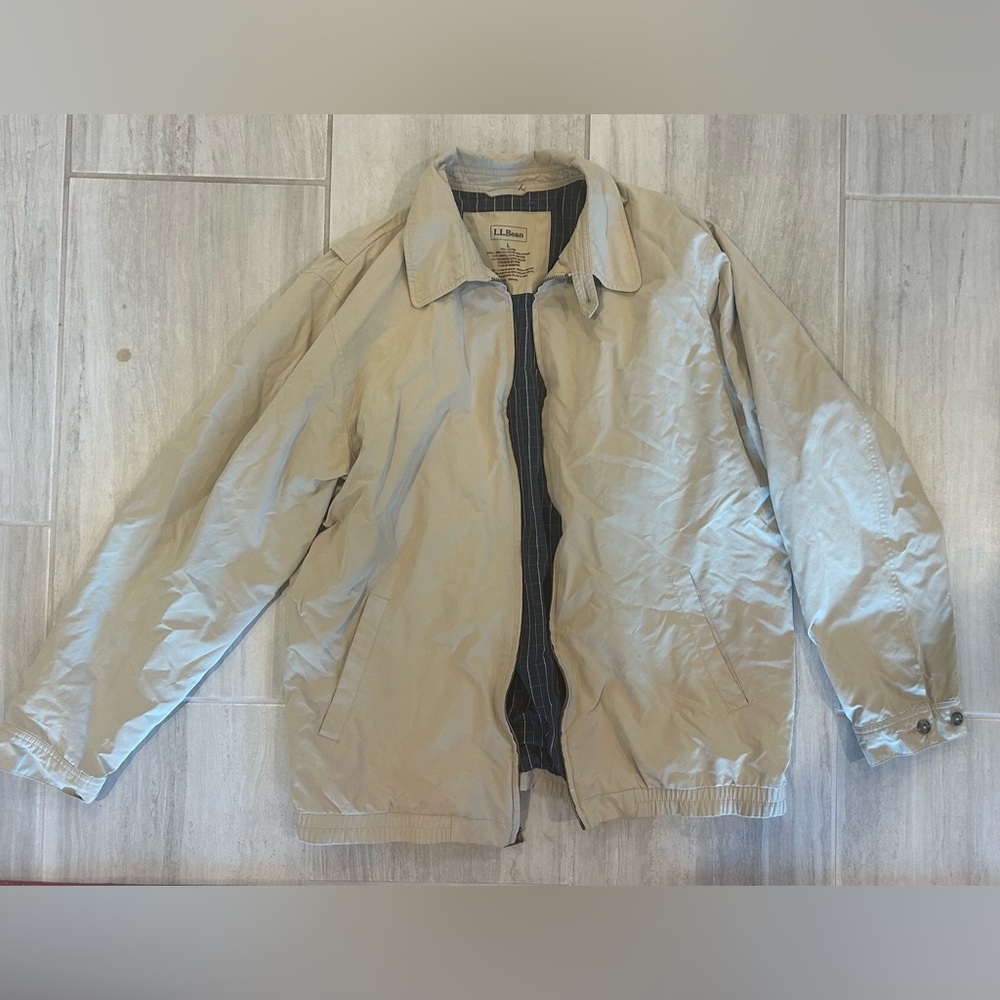 L.L. Bean Men's Beige Lightweight Jacket